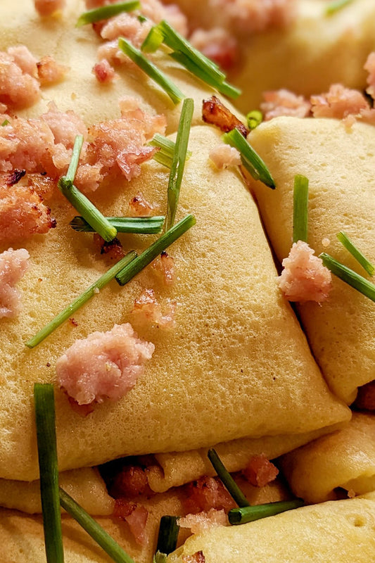 Crespelle con stracchino e prosciutto cotto scelto